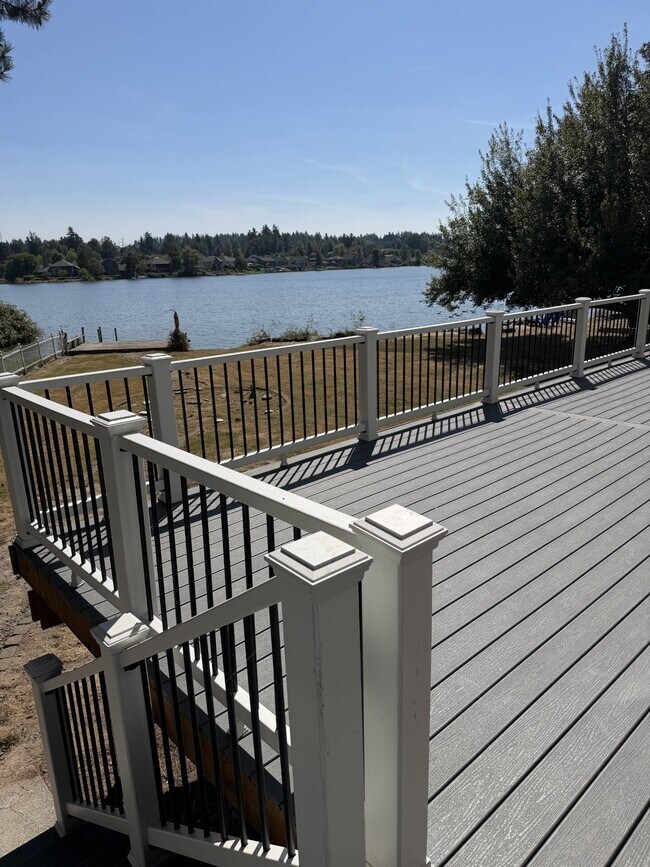 Foto del edificio - 21508 NE Lachenview Ln