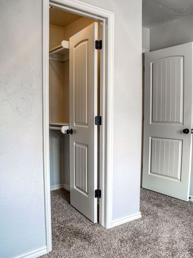 Foto del edificio - 3 Bedroom 2 Bath home in Shawnee!