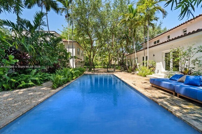 Foto del edificio - 5812 Alton Rd