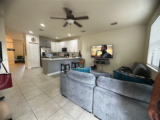 Foto del edificio - 15112 SW 116th St