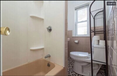 Building Photo - 40 Montfern Ave