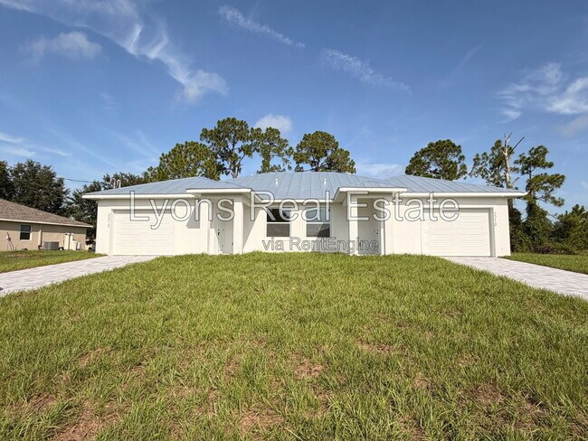 Foto del edificio - 2210 Armour Rd