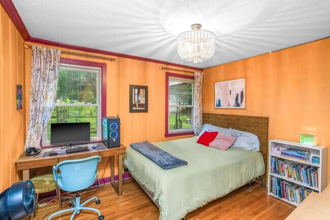 Foto del edificio - 4117 Saunders Ave