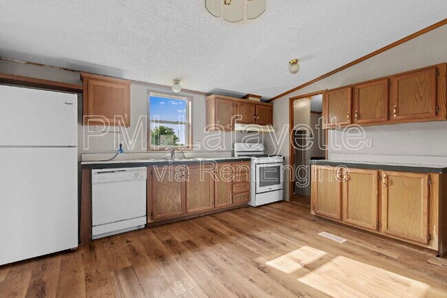 Foto del edificio - 11024 W 525 N