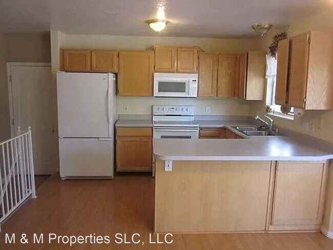 Building Photo - 4 br, 2 bath House - 4338 W 3870 S