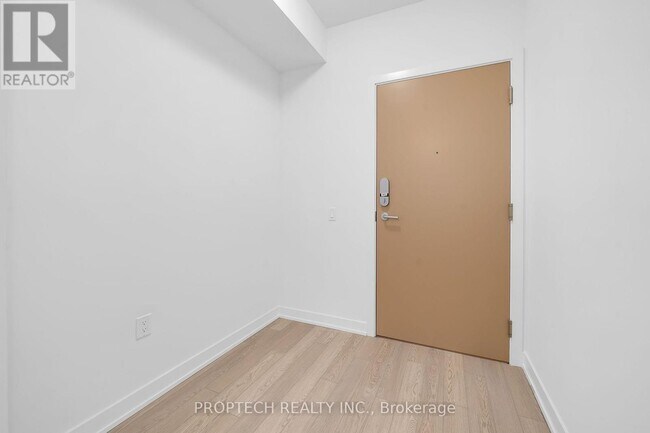 Photo du bâtiment - 1 Quarrington Ln