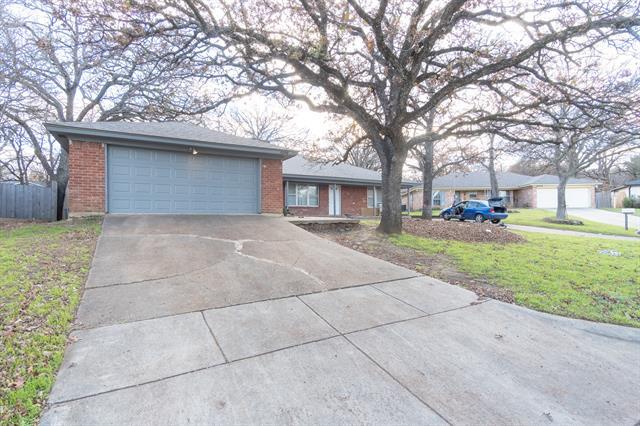 Foto principal - 8308 Oak Ct