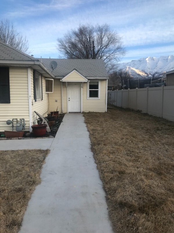 Building Photo - 58 W 400 S