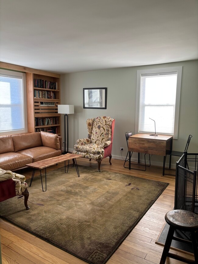 Photo - 102 N George Mason Dr Apartment