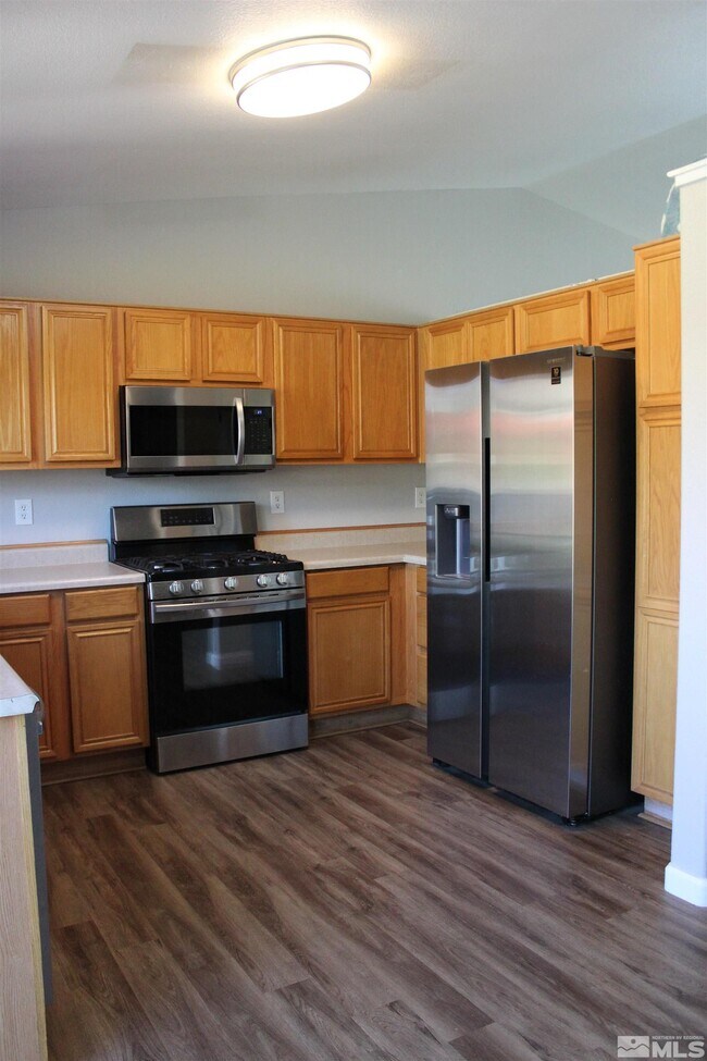Foto del edificio - 17450 Crystal Canyon Blvd