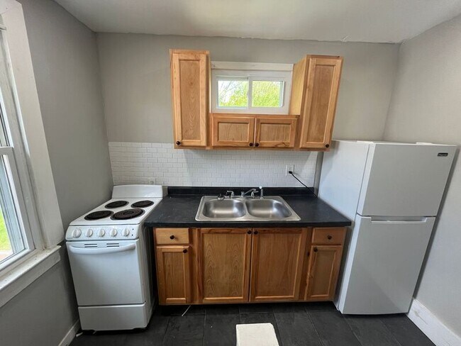 Foto del edificio - 15354 Turner St