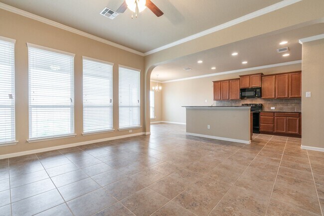 Foto del edificio - Coming Soon! Spacious 3 bed - 2 bath in Wyndham Hill