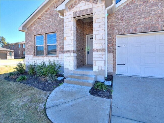 Foto del edificio - 1628 Torre St