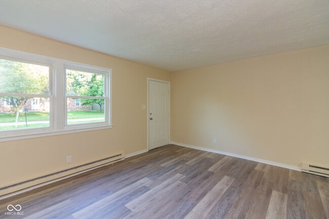 Building Photo - 6019 Bluff Crest Ct