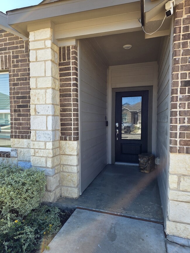 Foto del edificio - 13323 Savory Pl