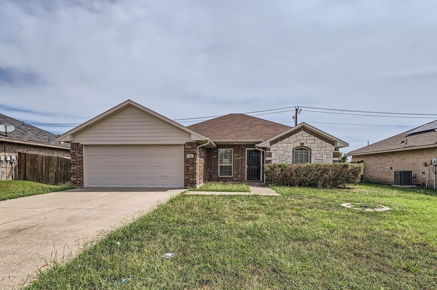 Primary Photo - 260 Meadowcrest Dr