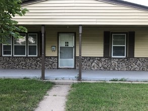 Building Photo - 1502 Arizona