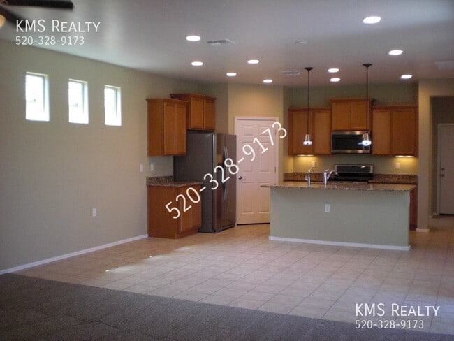 Building Photo - 14013 E Voss St