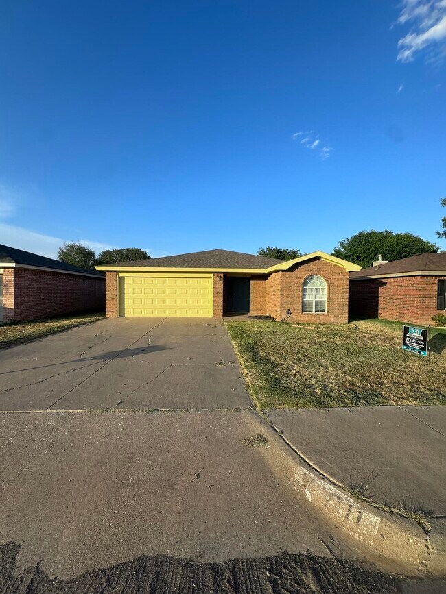 Foto del edificio - 811 Ironton Dr