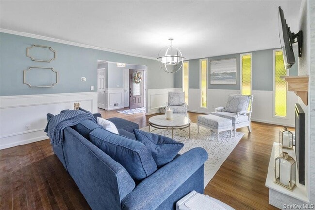 Foto del edificio - 107 Tennyson Dr