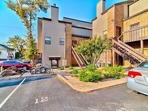Building Photo - 505 Bellevue Pl