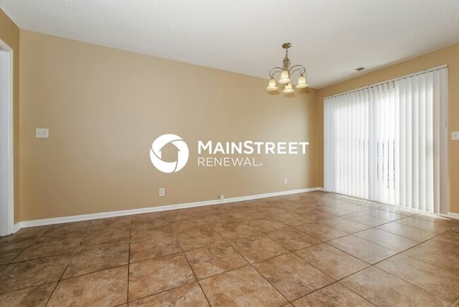 Building Photo - 3 Bedroom Pet-Friendly Home in Raymore, MO with Main Street Renewal