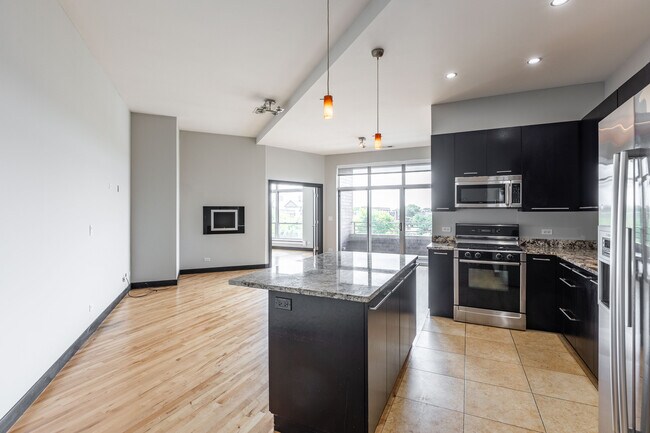 Foto del edificio - 2348 N Lister Ave