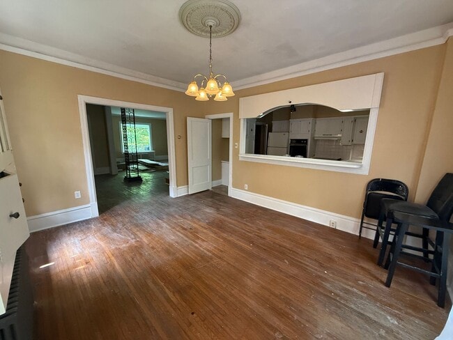 Building Photo - 425 Richwood Ave