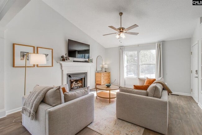 Foto del edificio - Charming Chapin Ranch in a Cul-de-Sac!