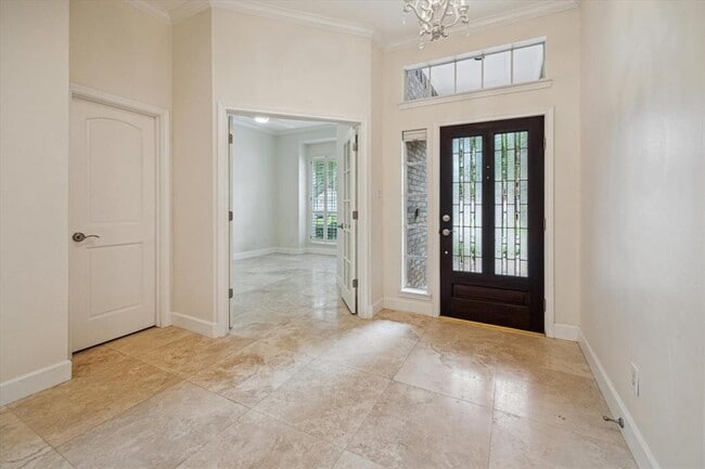 Building Photo - 1215 Campton Ct