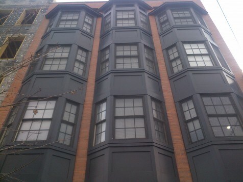 Building Photo - 131 Monroe St