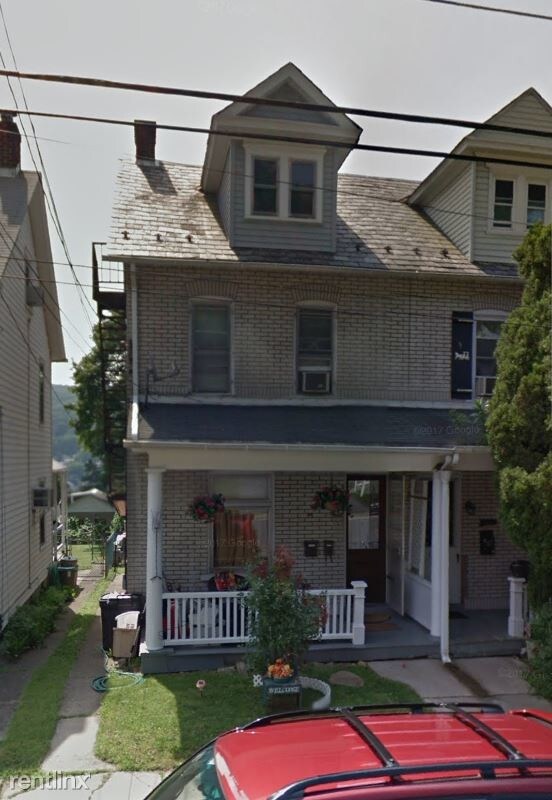 1052 Jeter Ave, Fountain Hill, PA 18015 Condo for Rent in Fountain