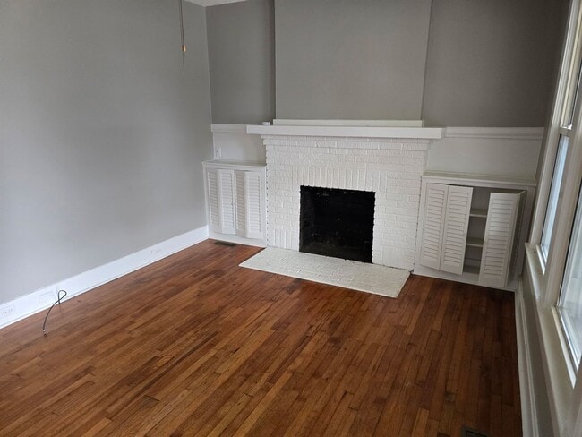 Foto del edificio - Knoxville 37914 - 3 bedroom 1 bath - call Lisa Vineyard or Shannon Russell 865-216-9334.