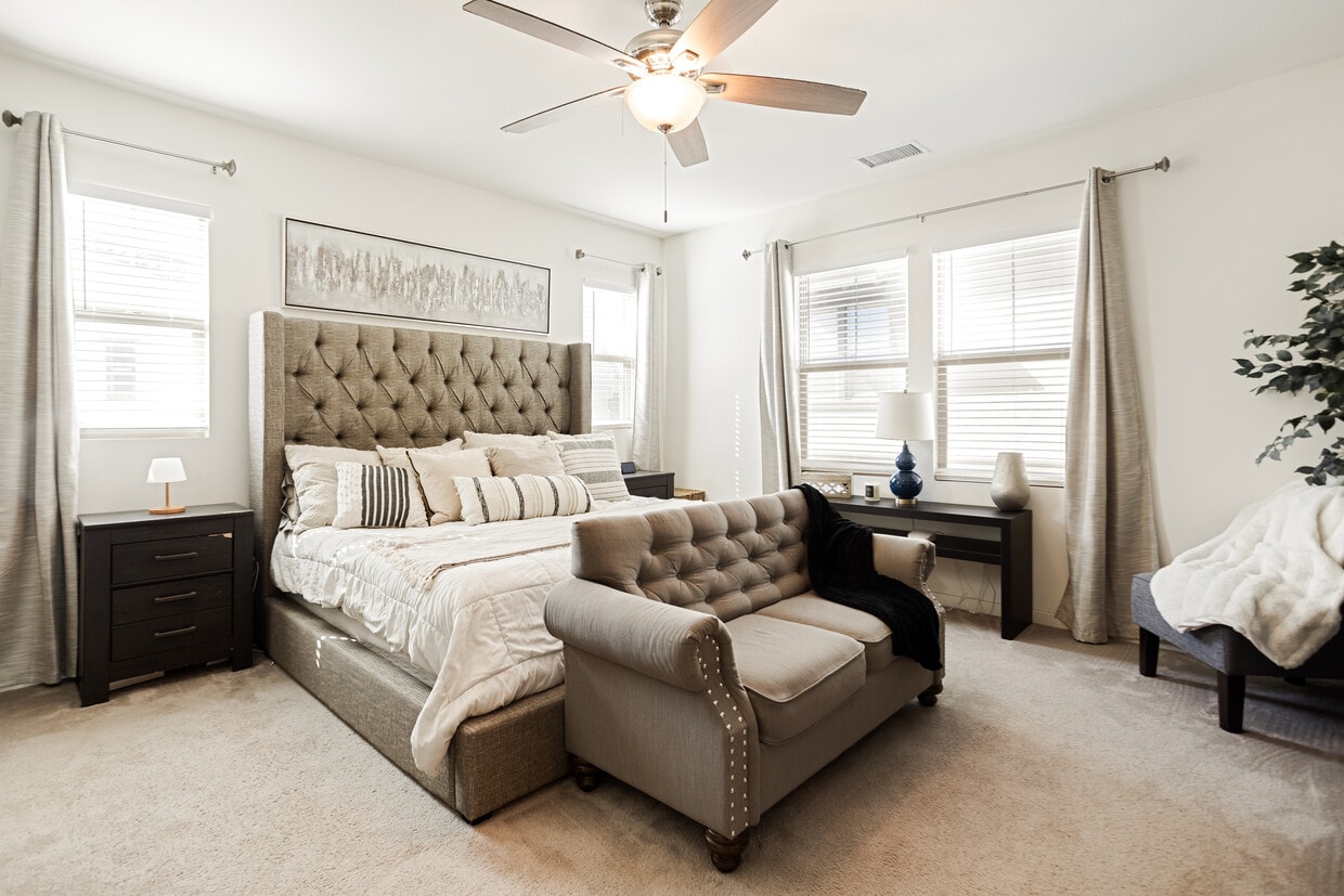 Foto principal - 4846 S Monarch Pl