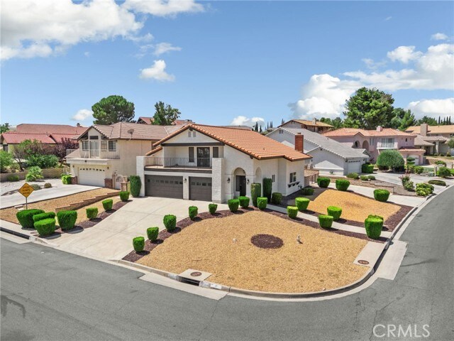 Foto del edificio - 13330 Tamarisk Rd