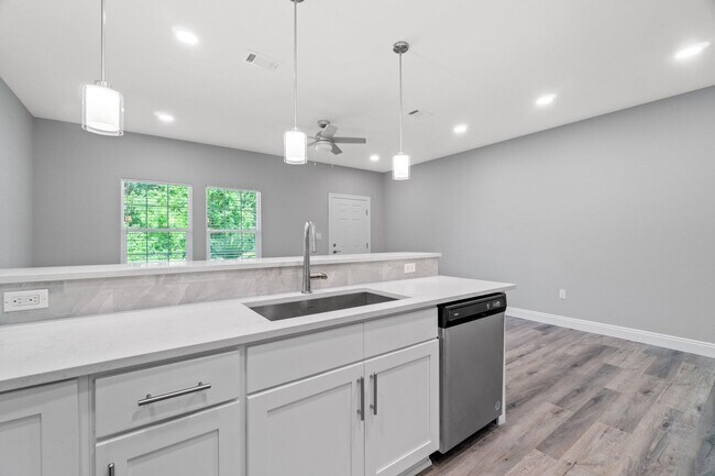 Building Photo - 108 Don Bishop Rd