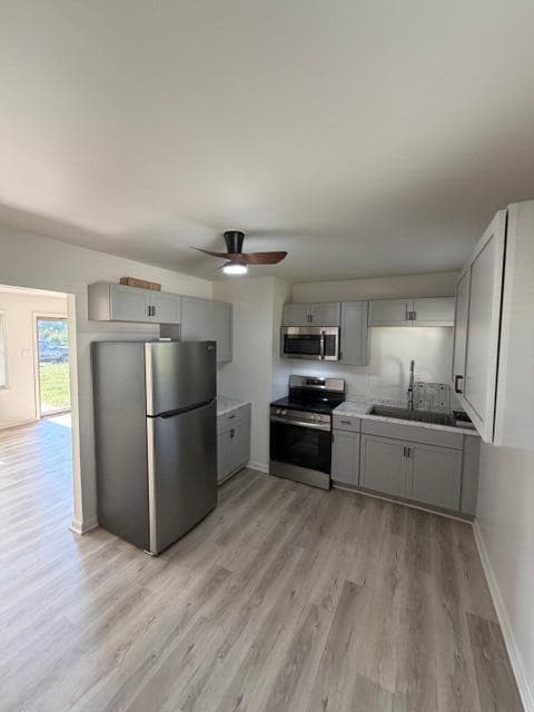 Building Photo - 2059 Deauville Dr