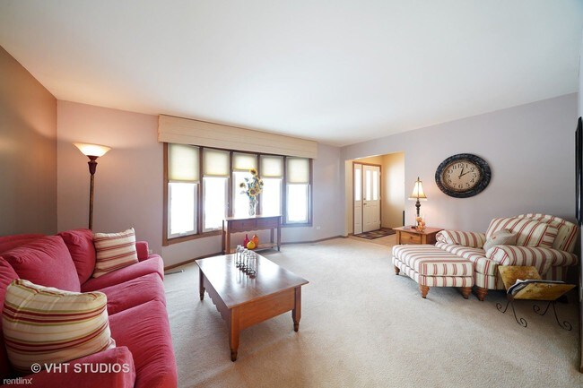 Building Photo - 3 br, 2 bath House - 8401 Cherry Hill Ave