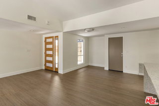 Building Photo - 22427 De Kalb Dr