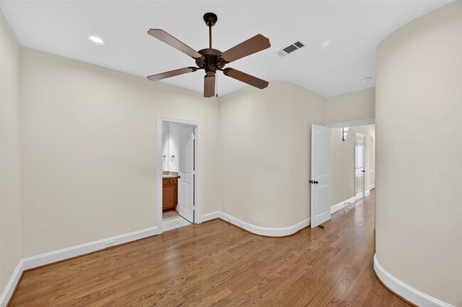 Foto del edificio - 5305 Lillian St