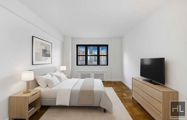 Building Photo - EAST 35 STREET