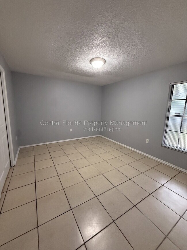 Foto del edificio - 1707 Ridgewood Ln