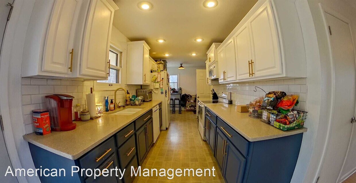 Primary Photo - 3 br, 2.5 bath House - 2144 Bluehills Rd