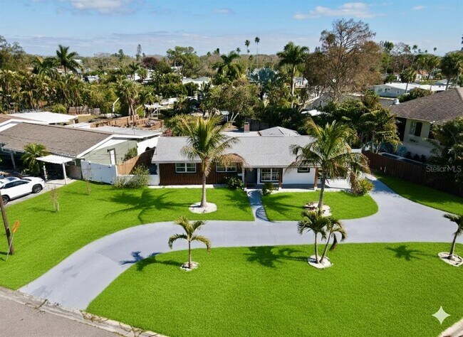 Foto del edificio - 1500 Carson Cir NE