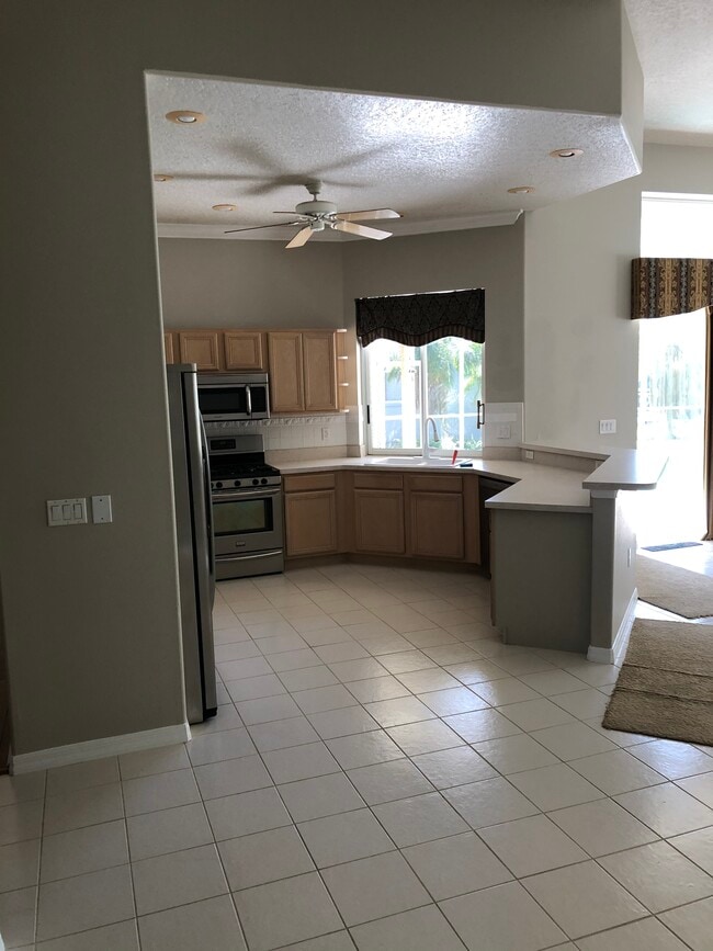 Building Photo - 4814 Tea Rose Ct