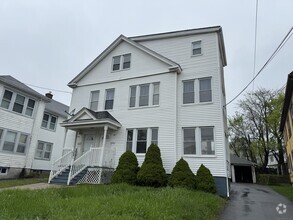 Building Photo - 94-96-96 Thomaston St