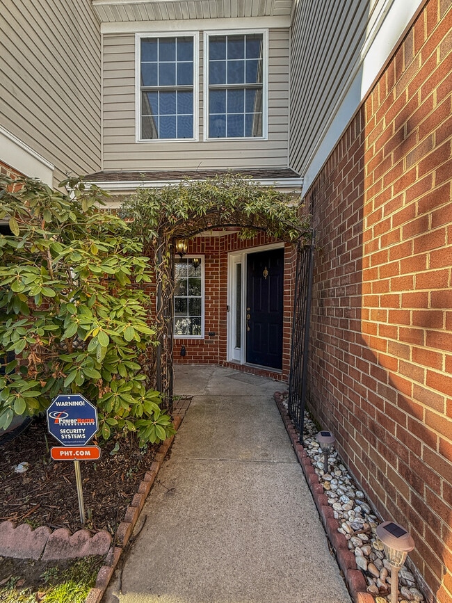 Foto del edificio - 2656 Bracston Rd