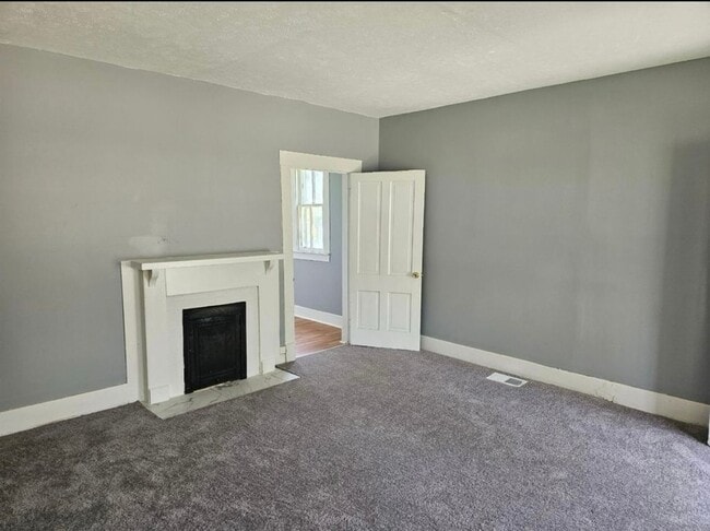 Building Photo - 1712 Saint Louis Ave