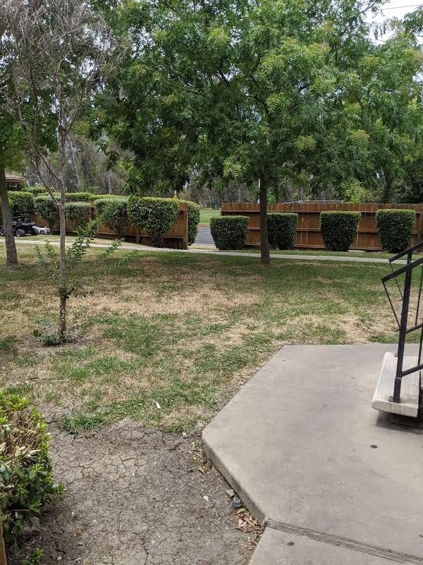 Foto del edificio - Competitively priced Two Bedroom Apartment...