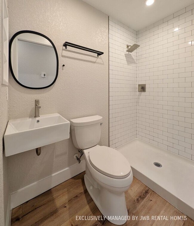 Foto del edificio - 412 E Ashley St